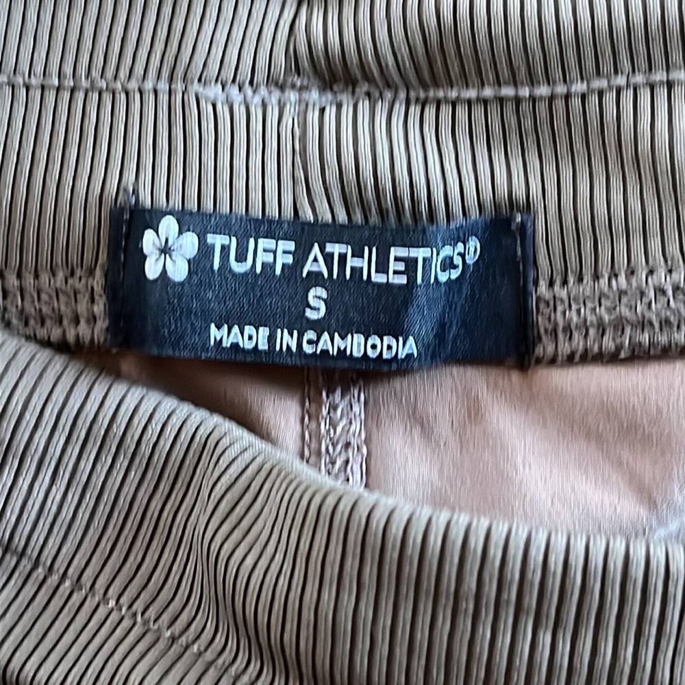 TUFF ATHLETICS WOMENS 5” ATHLETIC SHORTS SIZE SMALL - Picture 9 of 10
